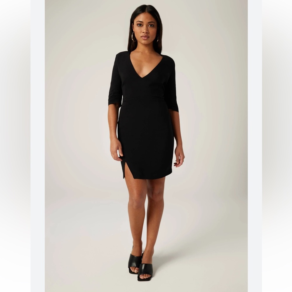 NWT Lita By Ciara Sculptural Elegant Black V-Neck Mini Dress